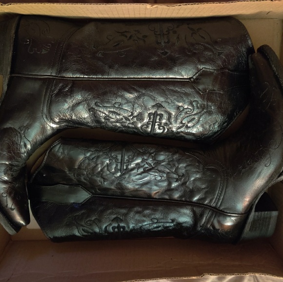 Never. Worn. Black. Shiny. Cowgirl boots. - Picture 2 of 5